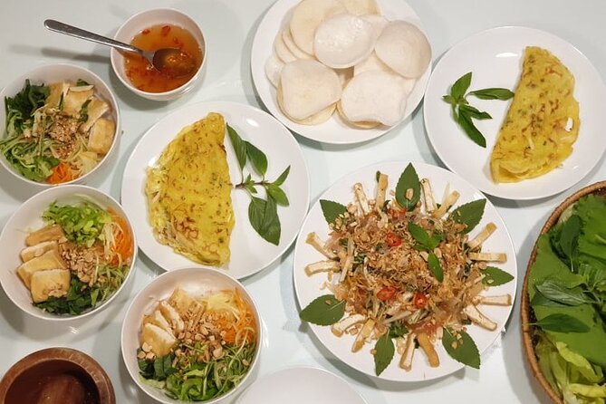 Top-rated Home Cooking Class with a River View AC Kitchen - Who should book, and who should think twice