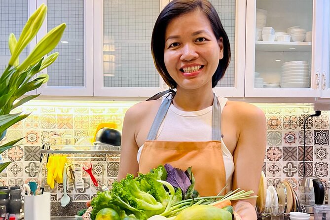 Top-rated Home Cooking Class with a River View AC Kitchen - Cooking three dishes in one shared kitchen