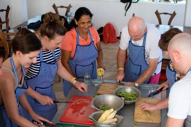 Traditional Cooking Small-Group Class in Unawatuna - Galle’s Greenmarket and Fishmarket come first