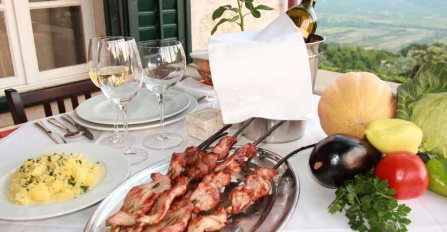 Traditional Dalmatian Cooking Class from Dubrovnik - Leaving Dubrovnik for a rural kitchen