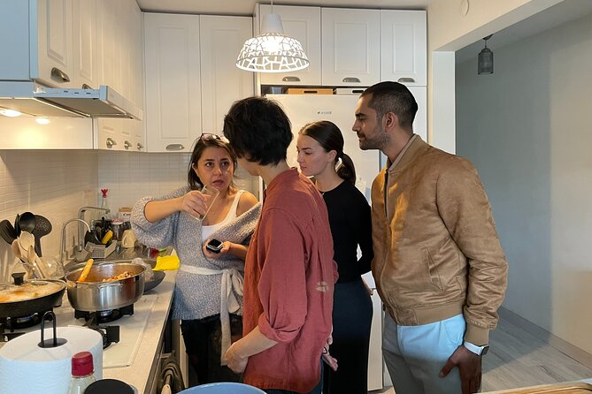 Traditional Home Cooking with a Local in İstanbul City Center - Key points to know before booking