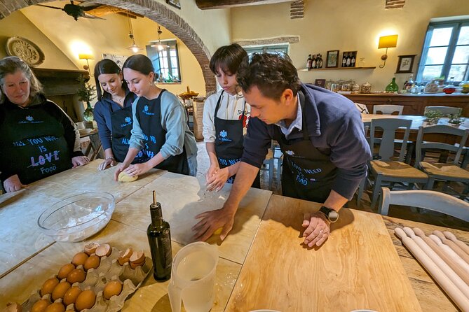 Tuscan Cooking Class of Homemade Pastas and Cantucci Cookies - Making pasta at Podere Spedalone