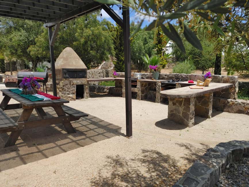 Valle de Guadalupe: Mexican Cooking at Hacienda Eco-Domes - The communal fiesta meal in the garden