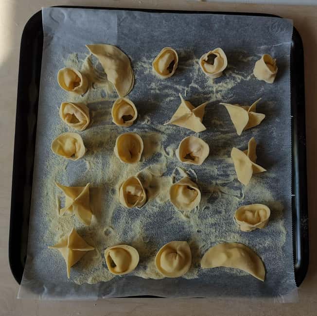 Venice: Cooking Class with Tiramisu and Pasta Making - Rolling and shaping fresh pasta