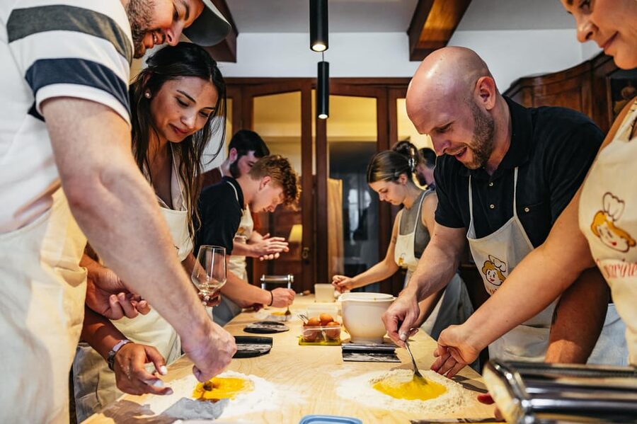 Venice: Pasta and Tiramisu Cooking Class at a Local's Home - How long the class really takes