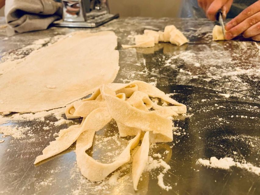 Venice: Pasta and Tiramisu Cooking Class with Wine - Three hours of pasta, dessert, and conversation