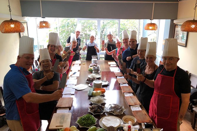 Vietnamese Food Cooking Class in Hanoi with Market Experience - What Dong Xuan Market adds to the class