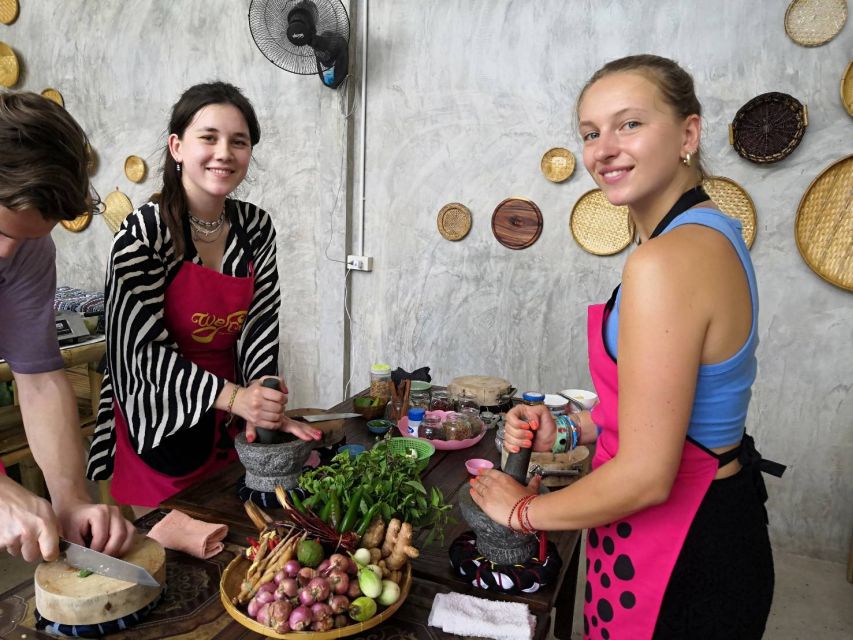 We Cook Thai Home Garden Cooking School - Six categories, one wok per person