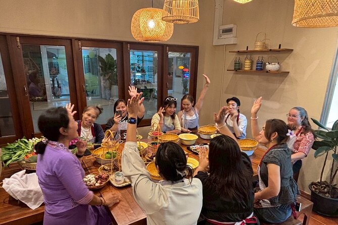 White Lotus Thai Cooking Class in Bangkok - Finishing with a white lotus