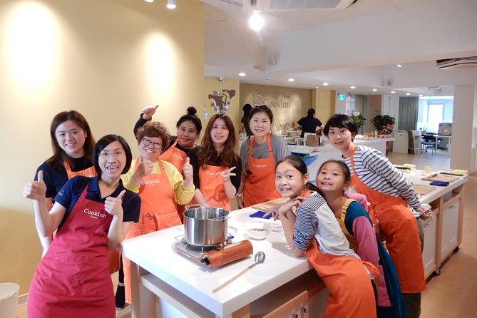 Xiao Long Bao & Boba Tea Cooking Class in Taipei - A Small Class Makes a Difference